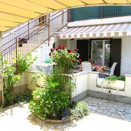 Apartment Zora Krk Town Exterior photo